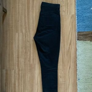 Black Highwaisted Skinny Jeans